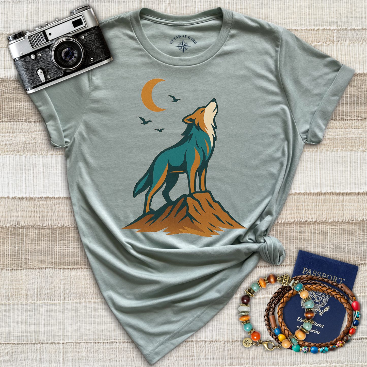 Beautiful Howling Wolf T-Shirt
