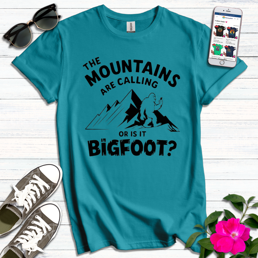 Mountains Bigfoot Calling Minimalist T-Shirt