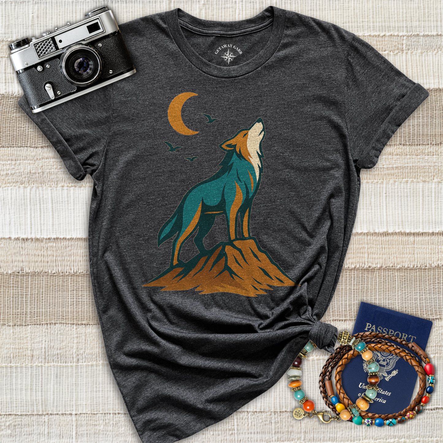 Beautiful Howling Wolf T-Shirt