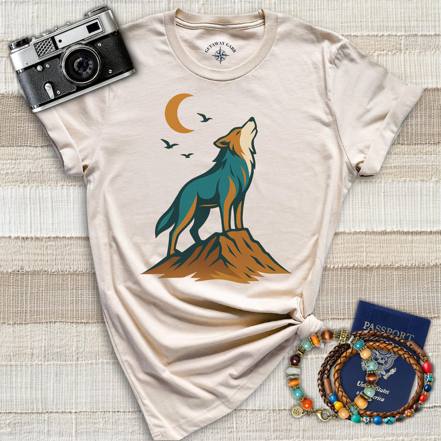 Beautiful Howling Wolf T-Shirt
