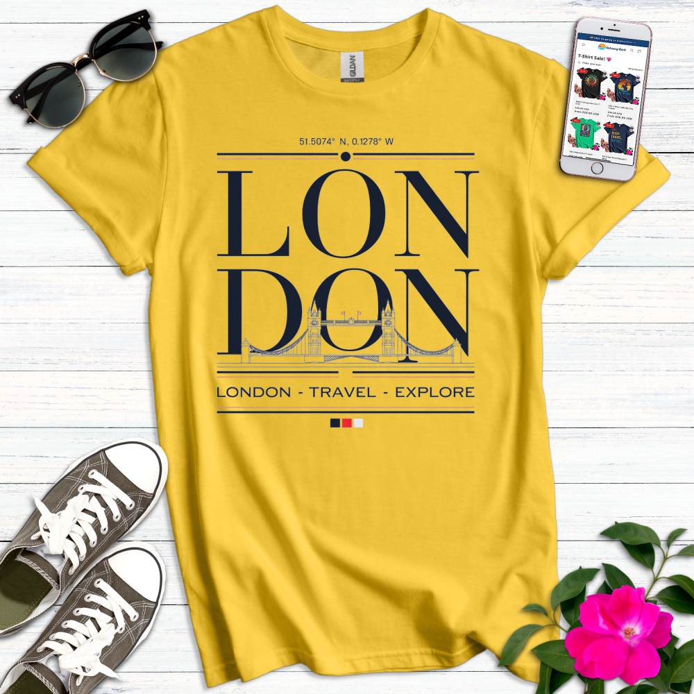 London Travel Explore Modern T-Shirt